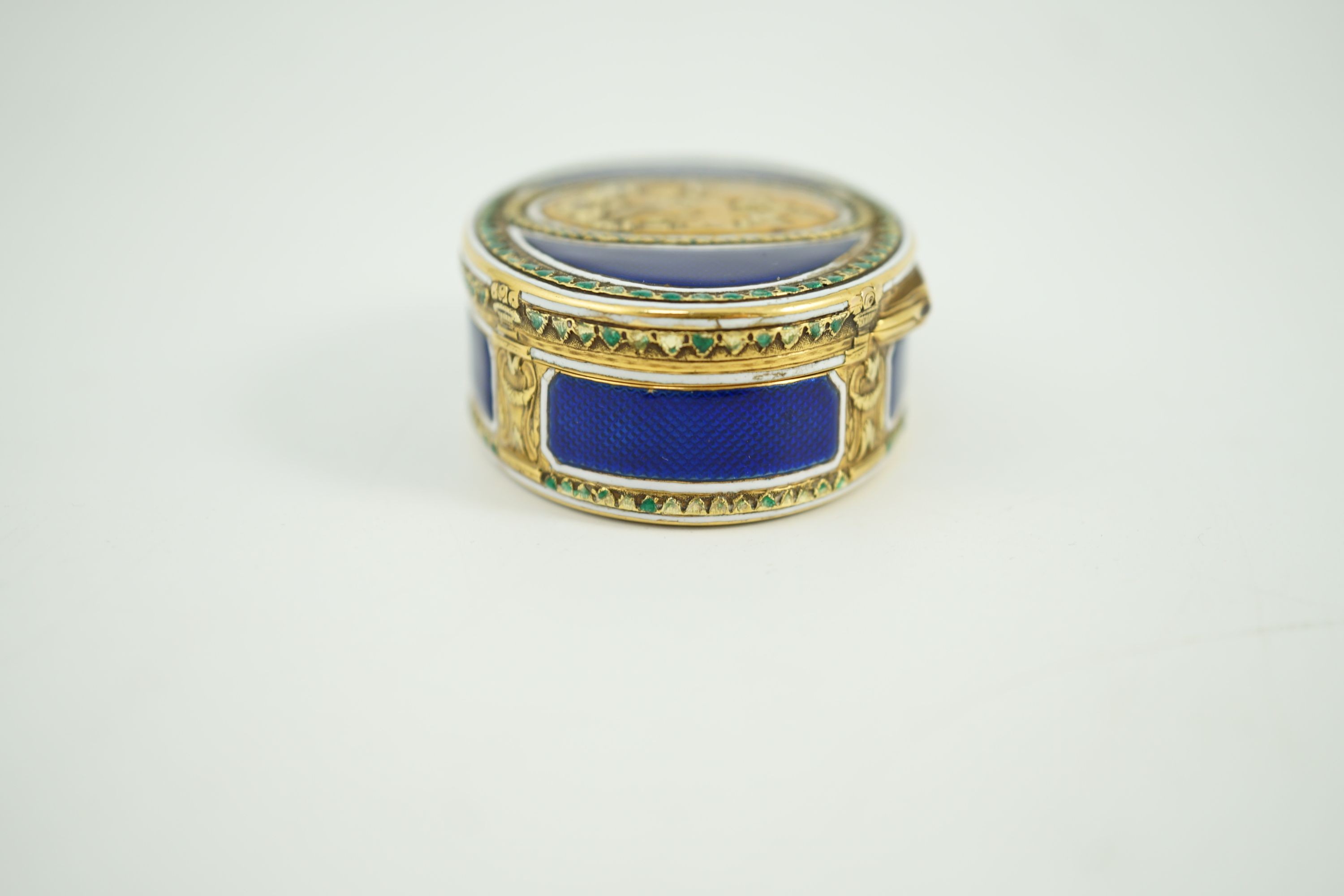 A late 18th/early 19th century French? gold and polychrome enamel oval snuff box
